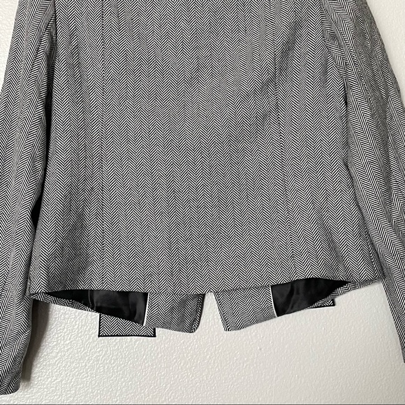 NWT Banana Republic Herringbone Removeable Tie Neck Jacket Wool Blend Gray Sz 8 - Picture 12 of 16